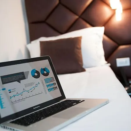 Hotel Luxury 3*