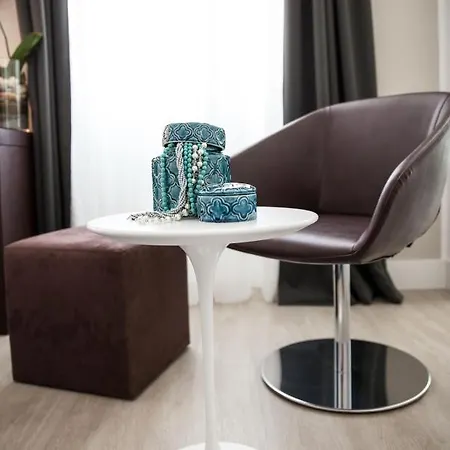 Hotel Luxury 3*