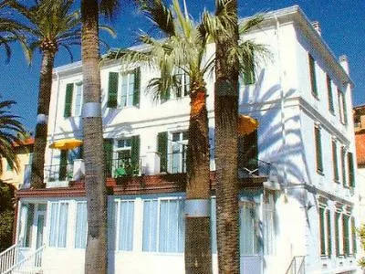 Luxury 3*