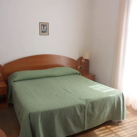 Luxury 3*
