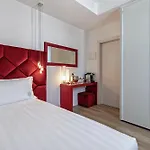 Miramare Luxury Dependance 3* サンレモ