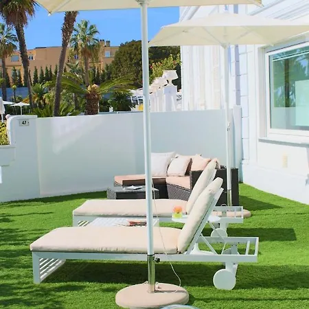 Luxury Hotel