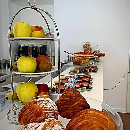 Hotell Luxury